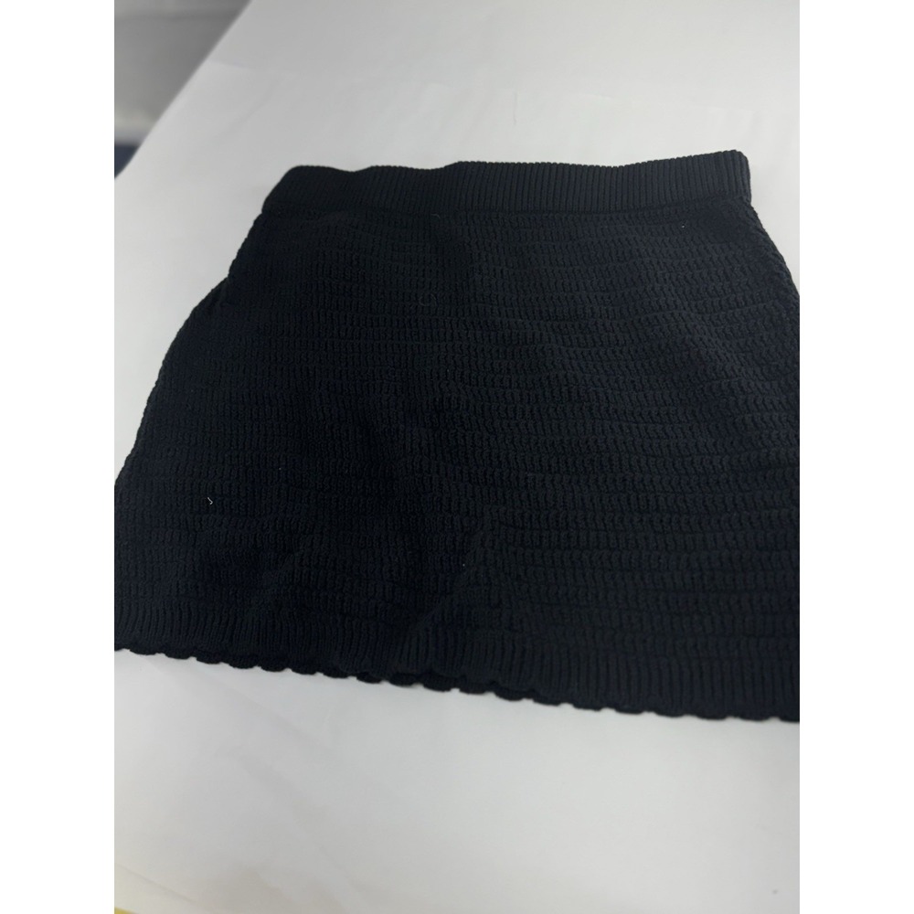 Wild Fable Black Crochet Knit Skirt Block With Embrodried Cherries Medium - Picture 4 of 5